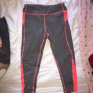 workout leggings, never worn, size XS